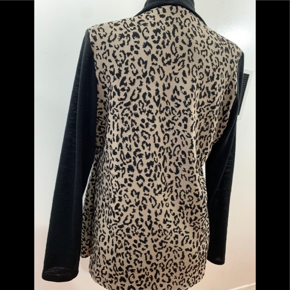 Style & Co. Leopard Print Top - Picture 3 of 5